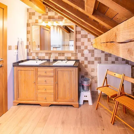 Charming In Ardennes, Cleaning Included Casa vacanze *